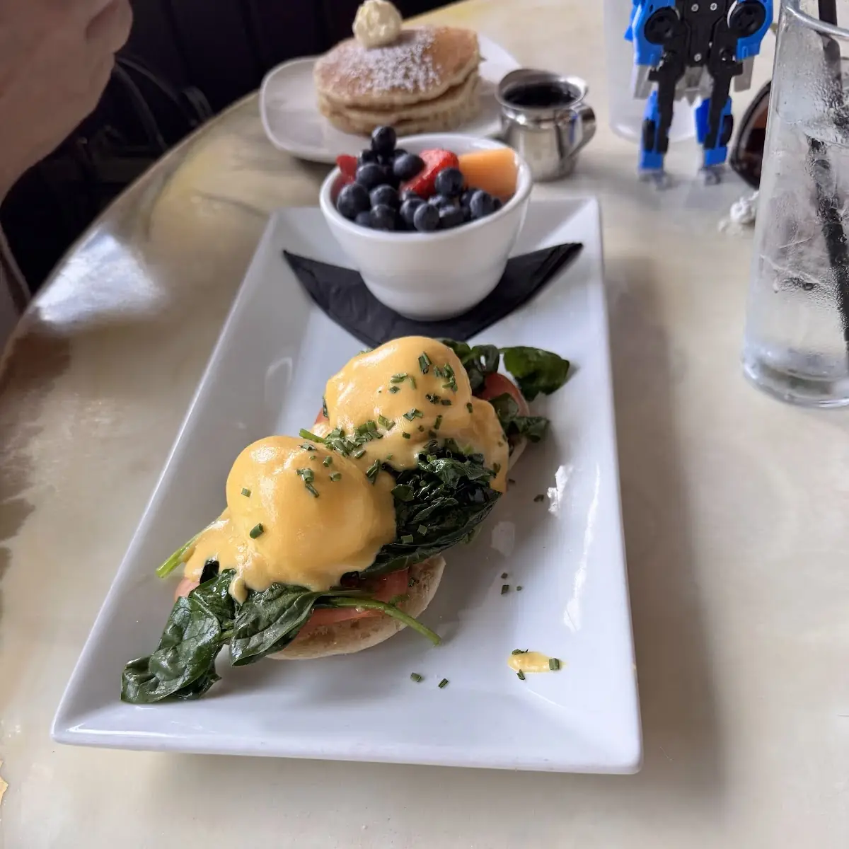 Fried Chicken Eggs Benedict