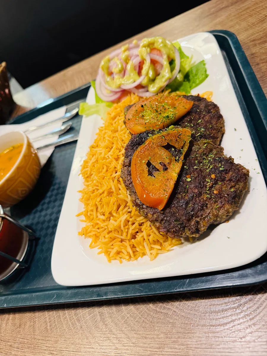 Chapli Kabab C, Maimana Naan and Kabab