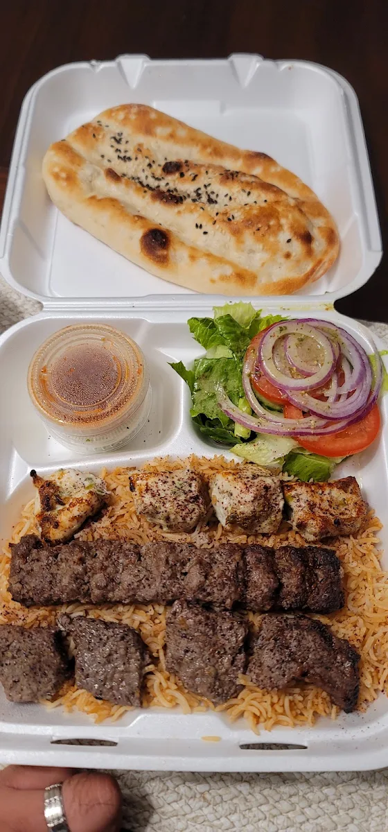 Mix Grill, Maimana Naan and Kabab