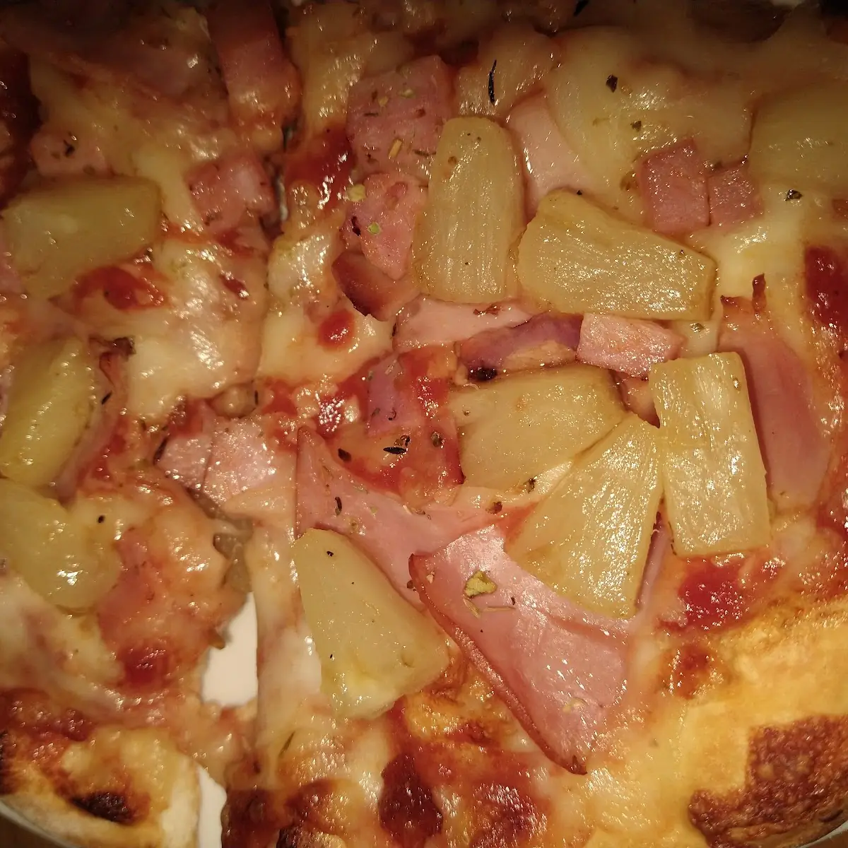 Hawaiian Pizza