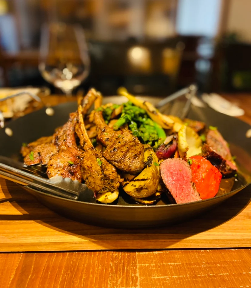 Highlights, Restaurant Locanda