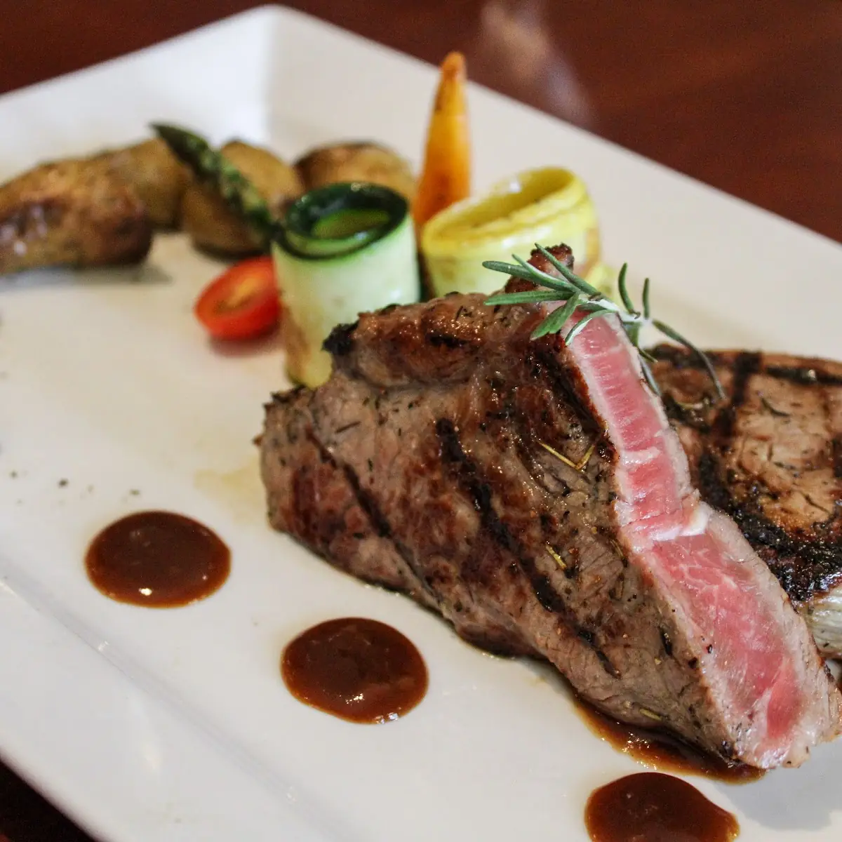 Oz New York Steak