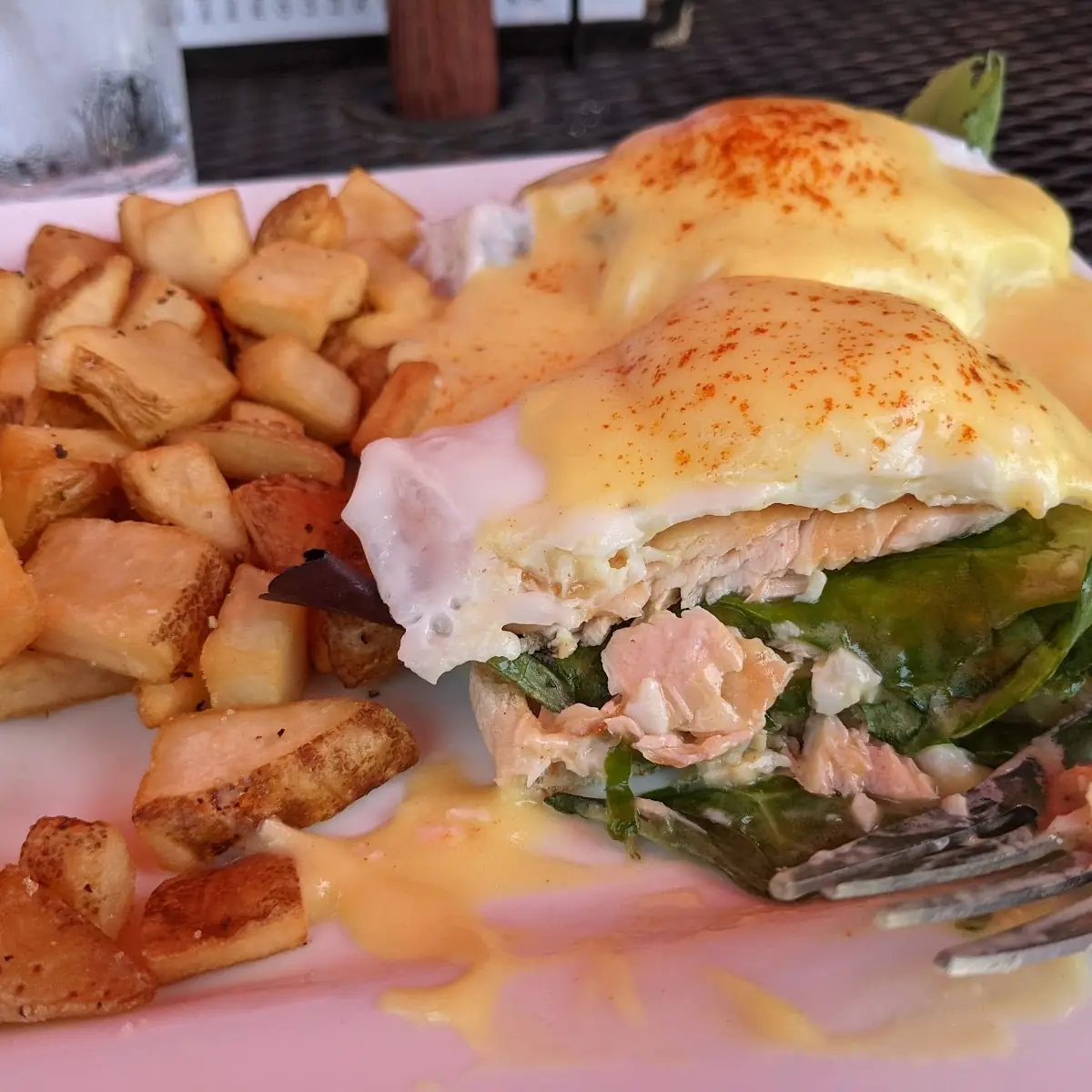 Salmon Benedict