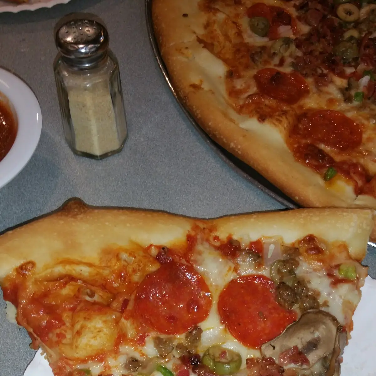 Supreme Pizza the Empire Size