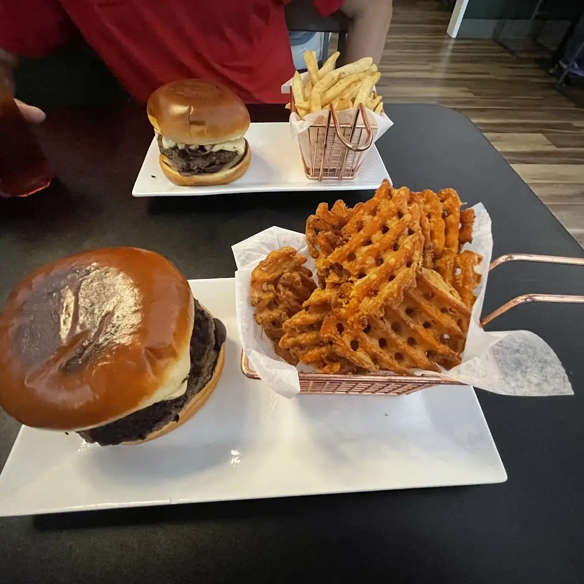 Lunch Old School Burger