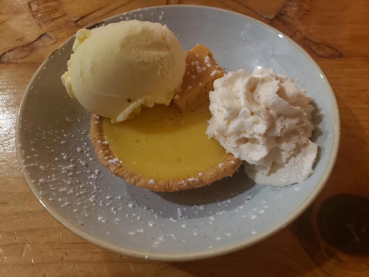 Lemon Tart a La Mode