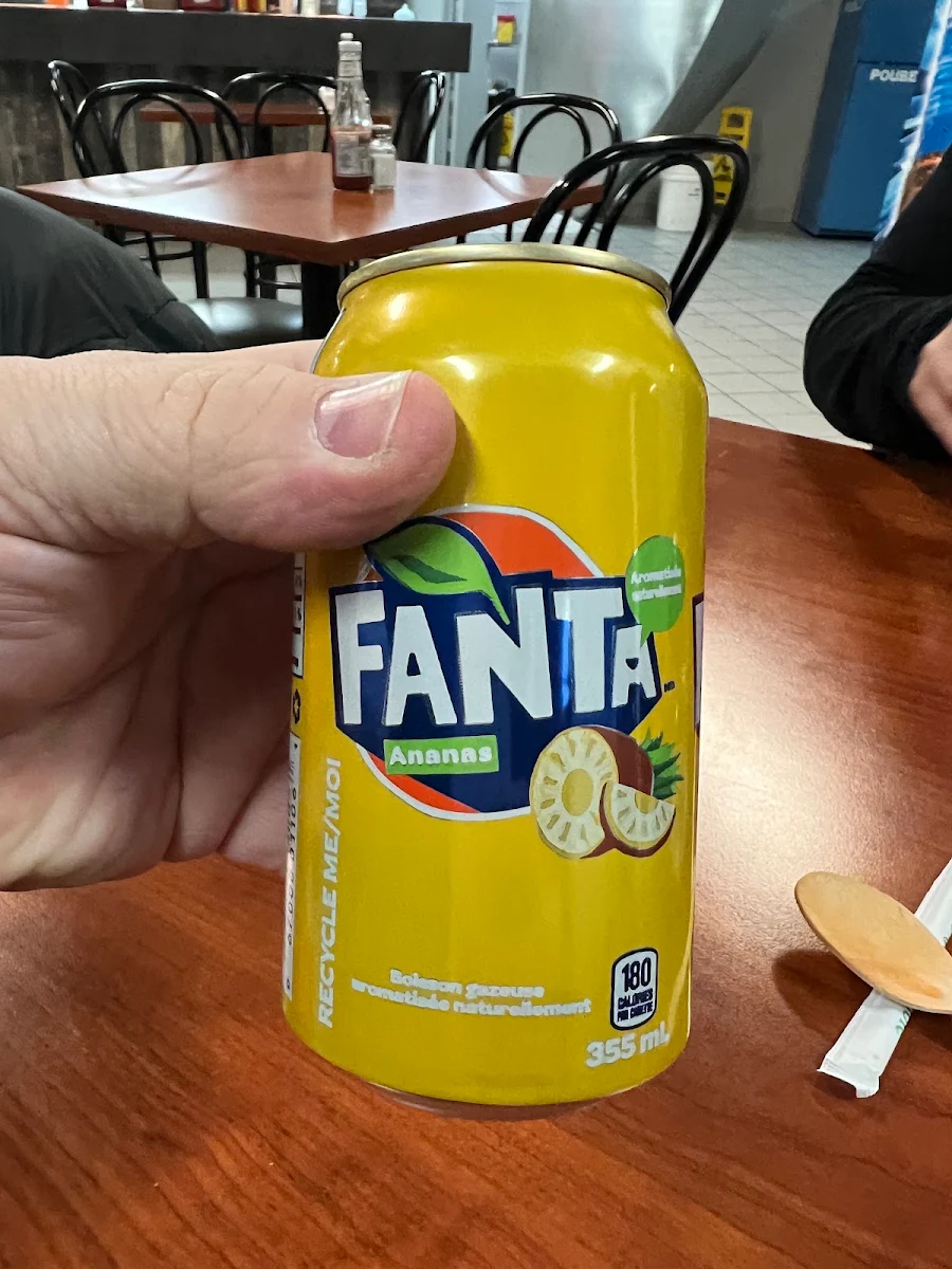 Fanta Ananas, La Poule Givrée