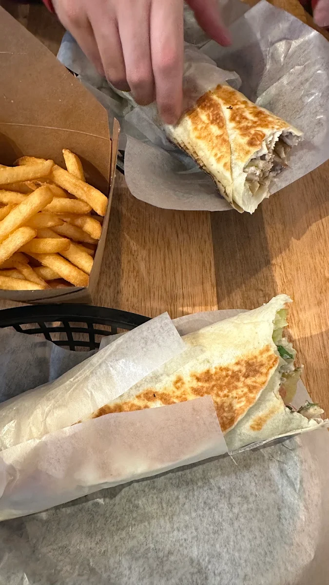 Highlights, Damaskino Shawarma
