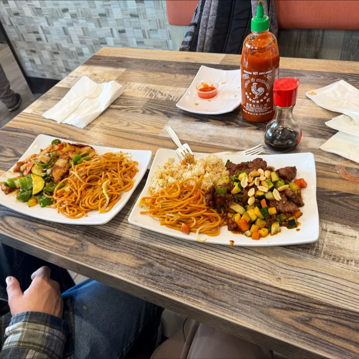 Garlic Chicken & Kung Pao Beef