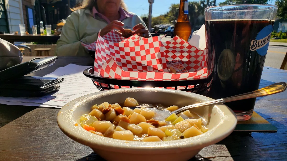 Rhode Island Clam Chowder Soup