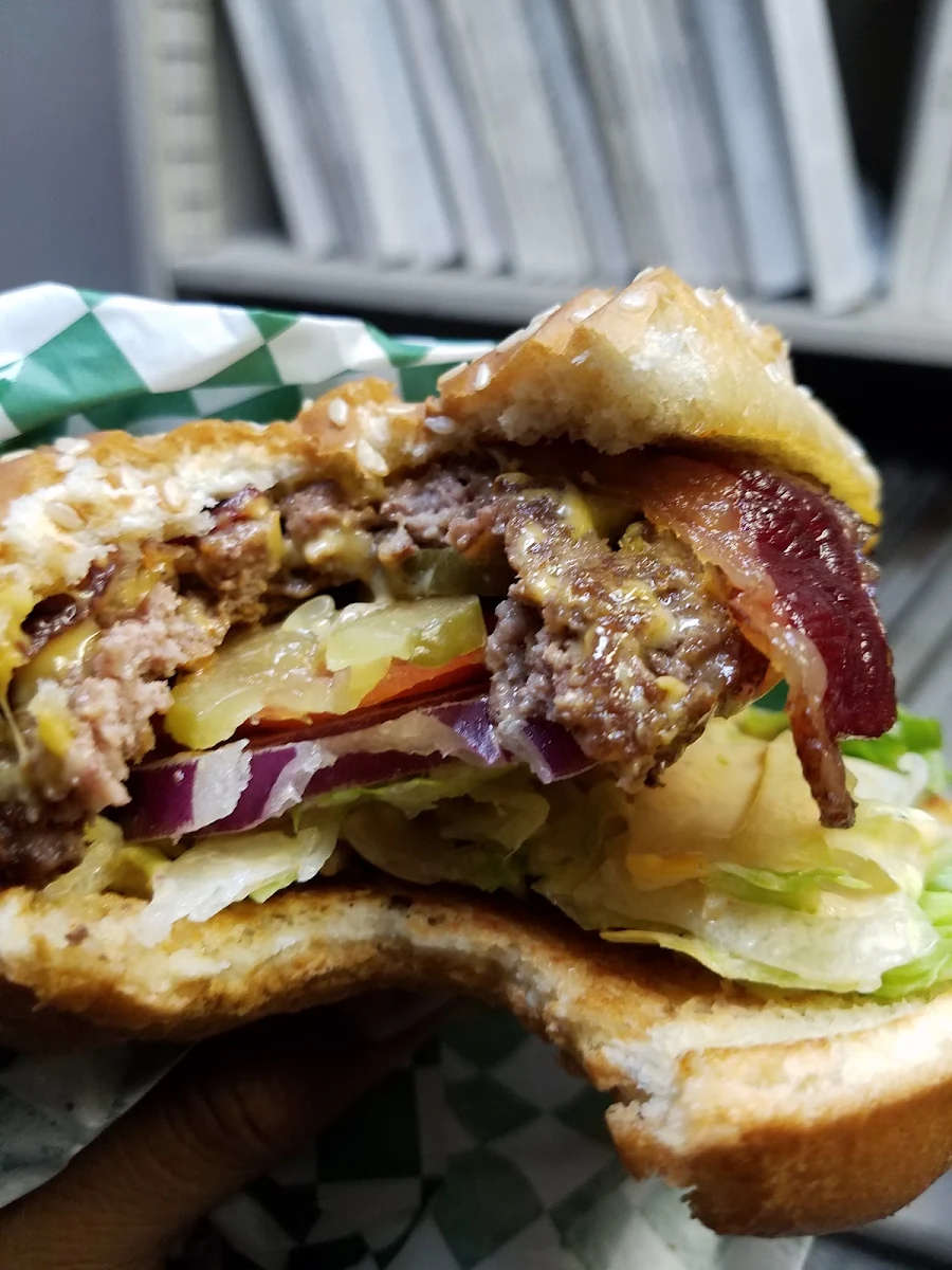 Bacon Cheese Burger