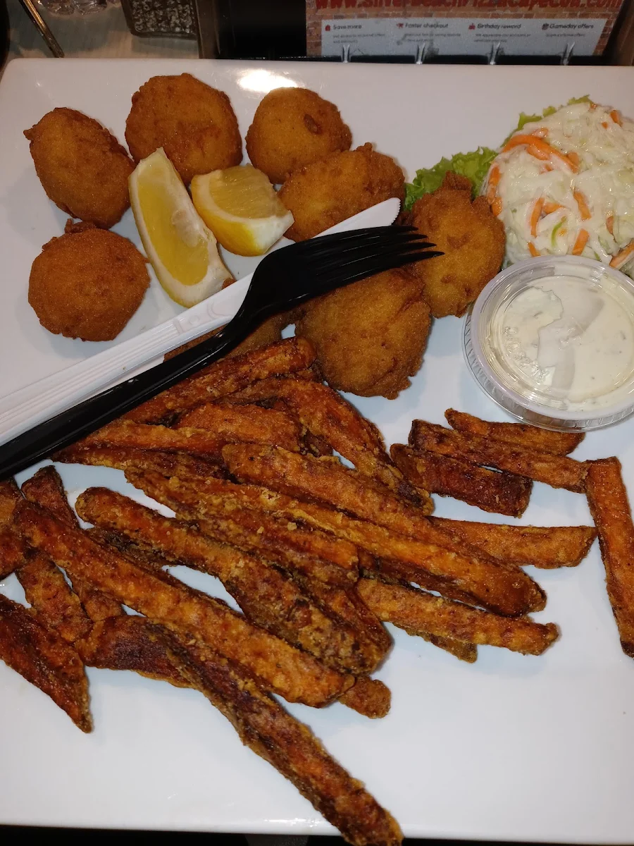 Fried Scallops with Sweet Potato Fries