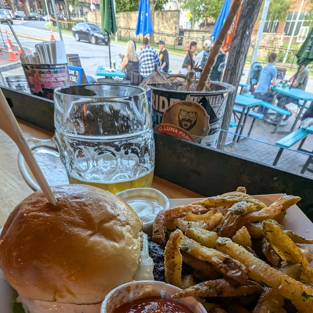 Mule Bar Burger