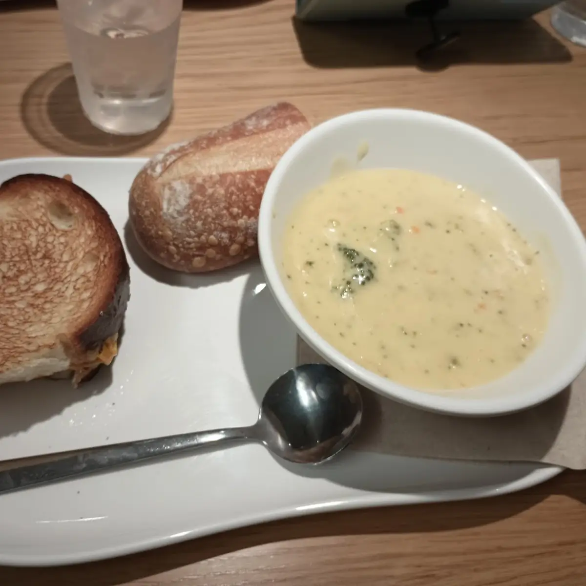 Broccoli Cheddar Soup and Grill Cheese Sandwich