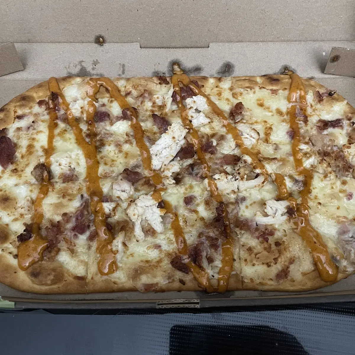 Grilled Chicken Flatbread Pizza