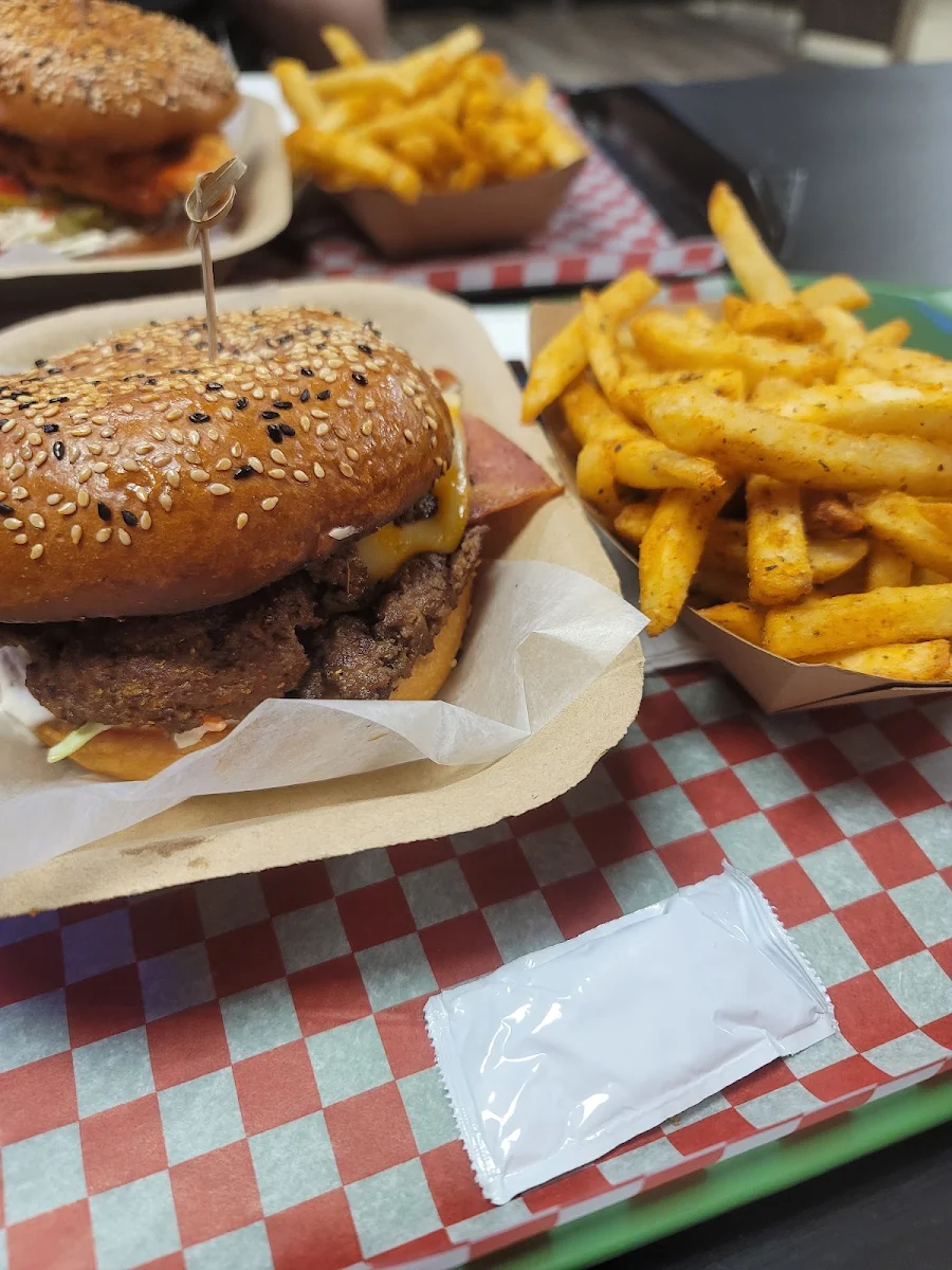Mechanic's Carnivorous Chicken Burger, The Burger Mechanic - The English Fish and Chips Shop
