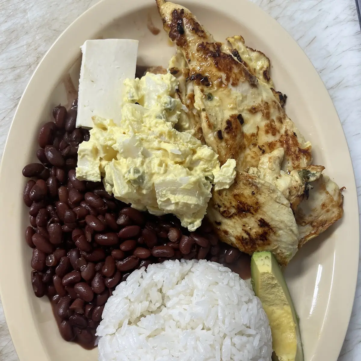 Pechuga a La Plancha Grilled Chicken Plate