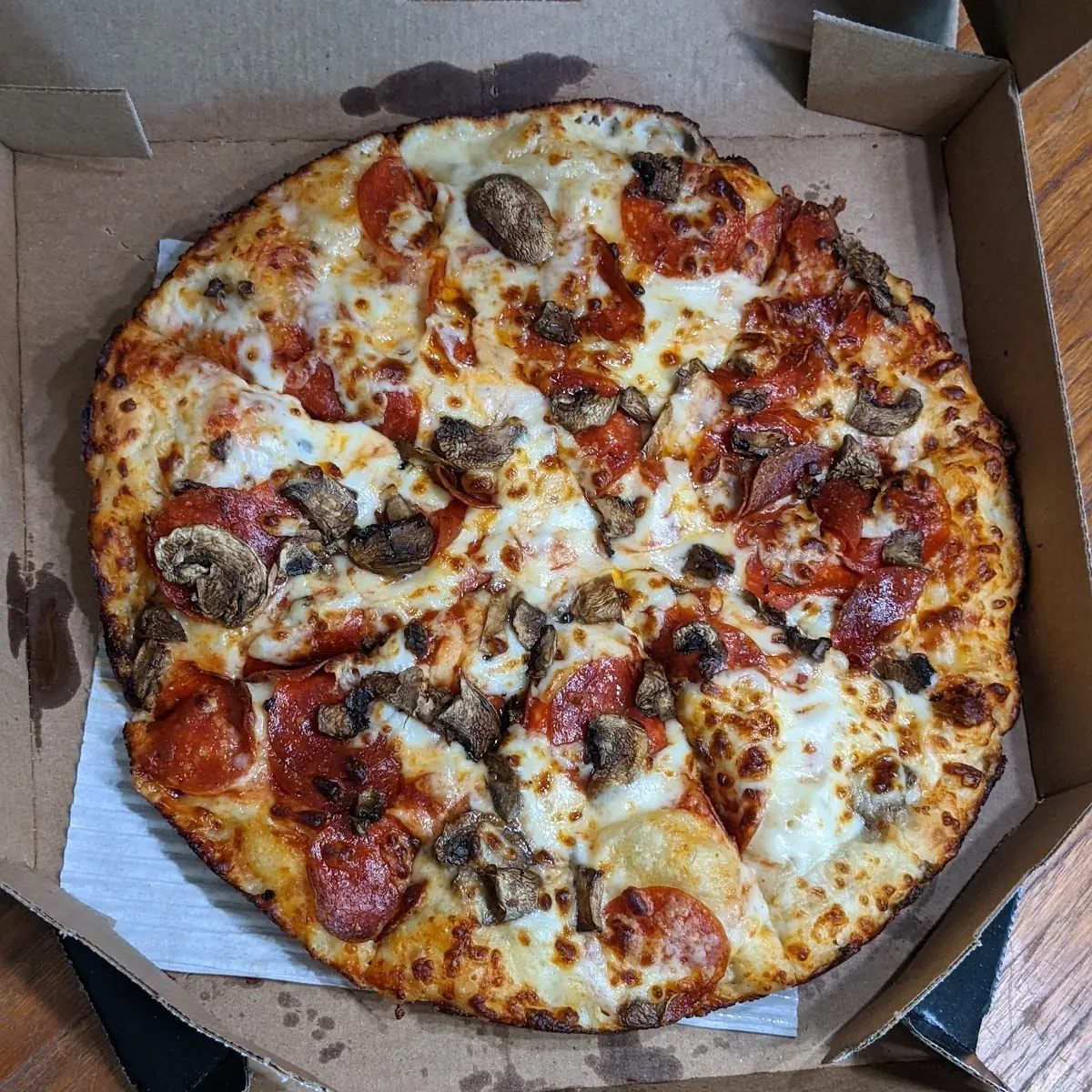 Mushroom and Pepperoni Pizza
