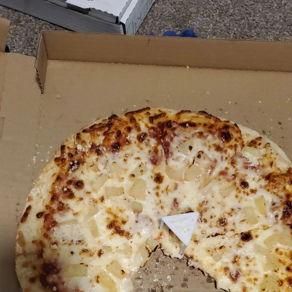 Cheese Pizza - Medium 14