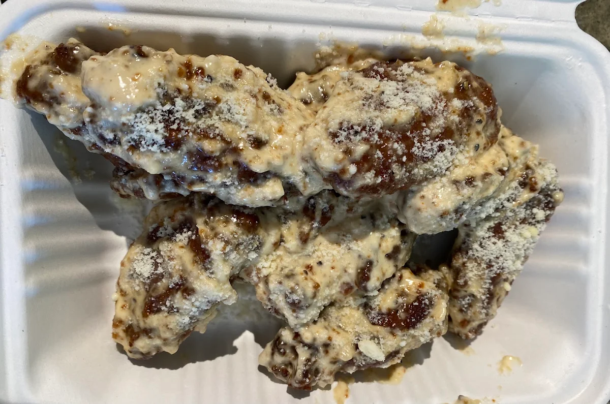 Garlic Parm Wedges (Regular / Spicy)