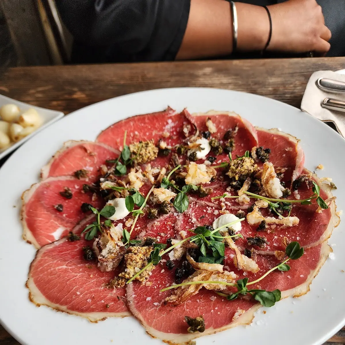Bison Carpaccio, Uli's Restaurant