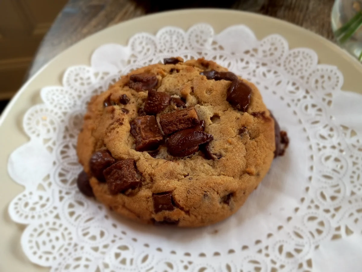 Chocolate Chip Cookie