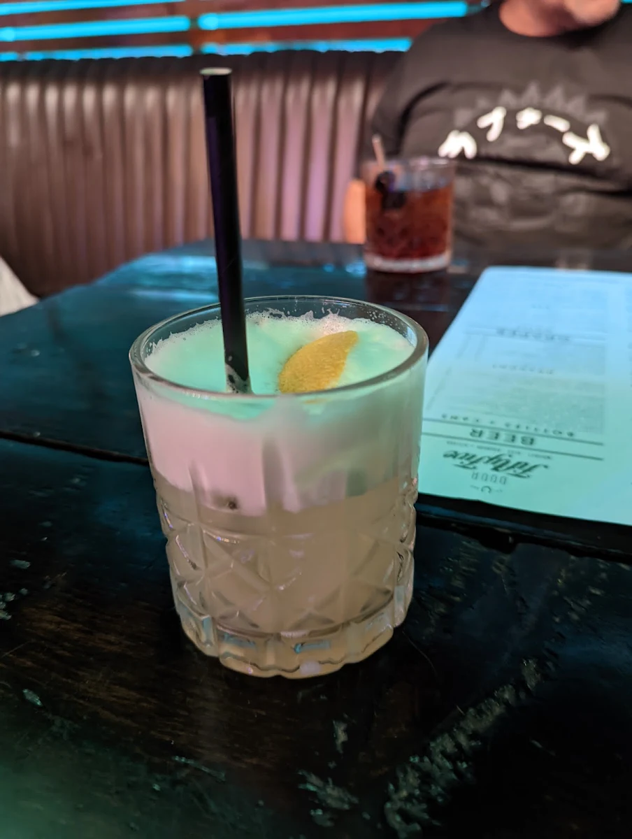 Whiskey Sour, Door FiftyFive
