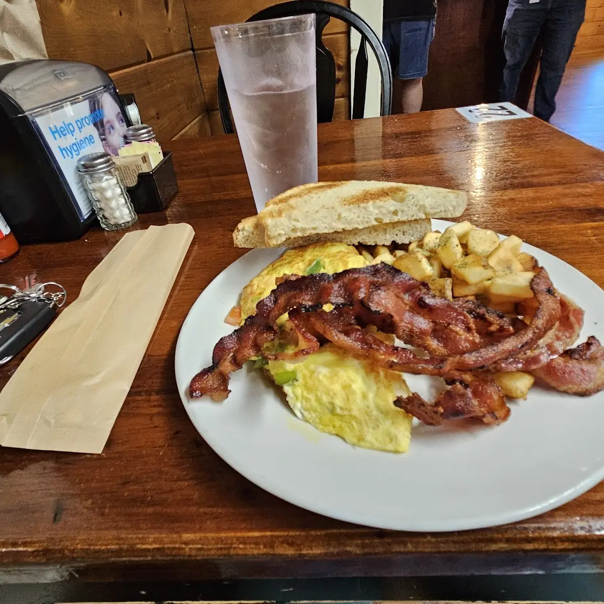 Veggie Omelette w Bacon Potatoes and Sourdough Bread