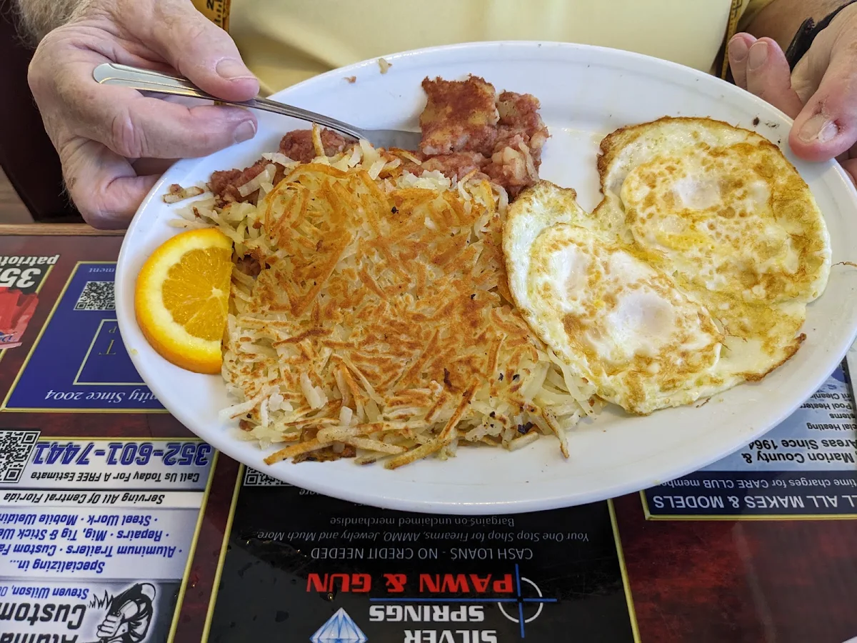 Eggs and Corned Beef Hash