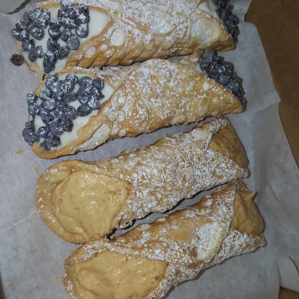 Cannoli and Pumpkin Pie Cannoli