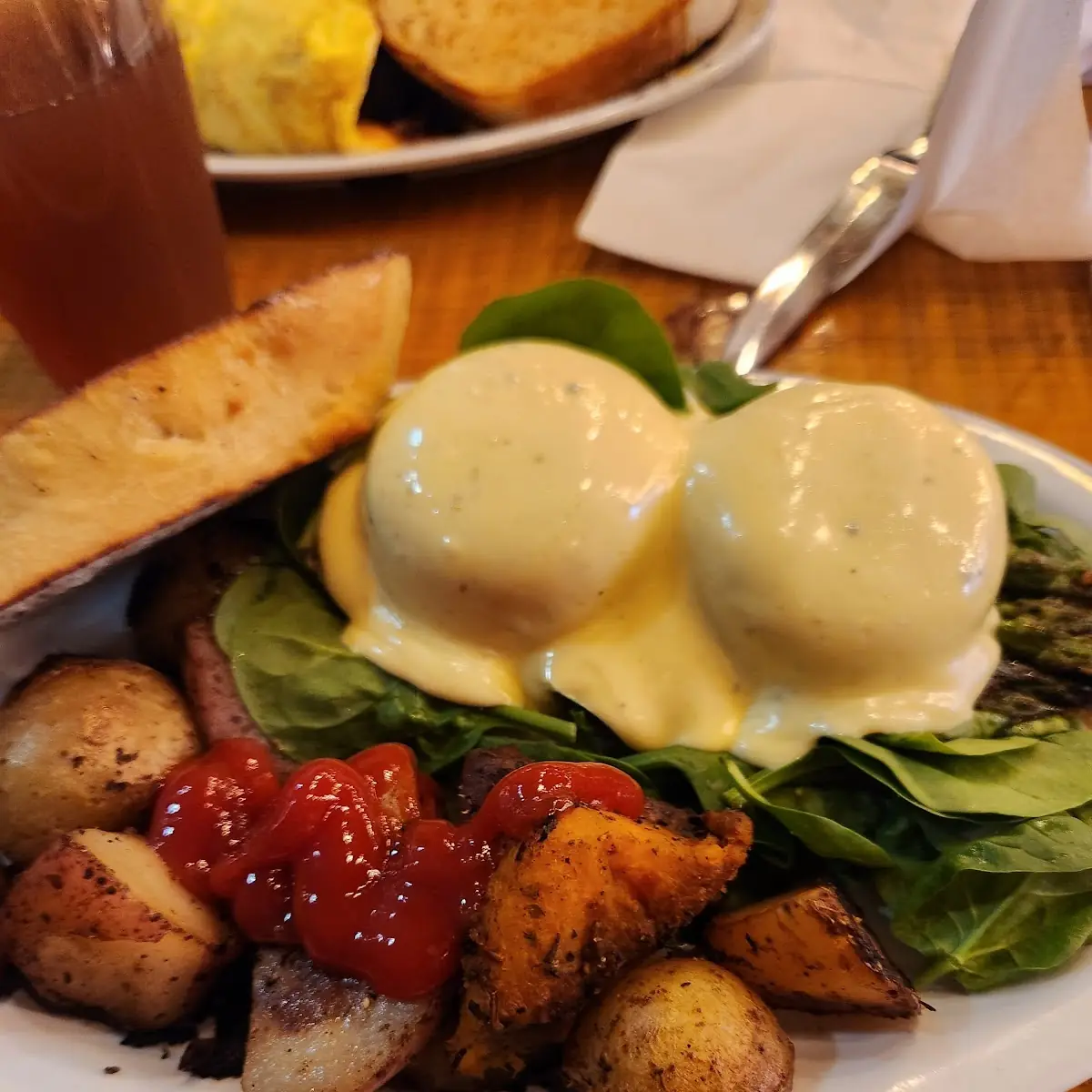 Eggs Benedict