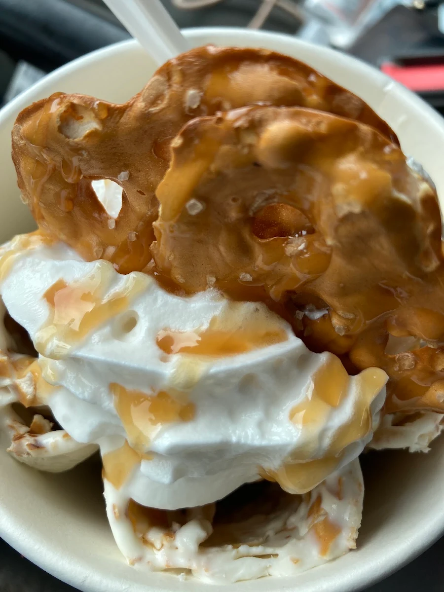 Salted Caramel Pretzel