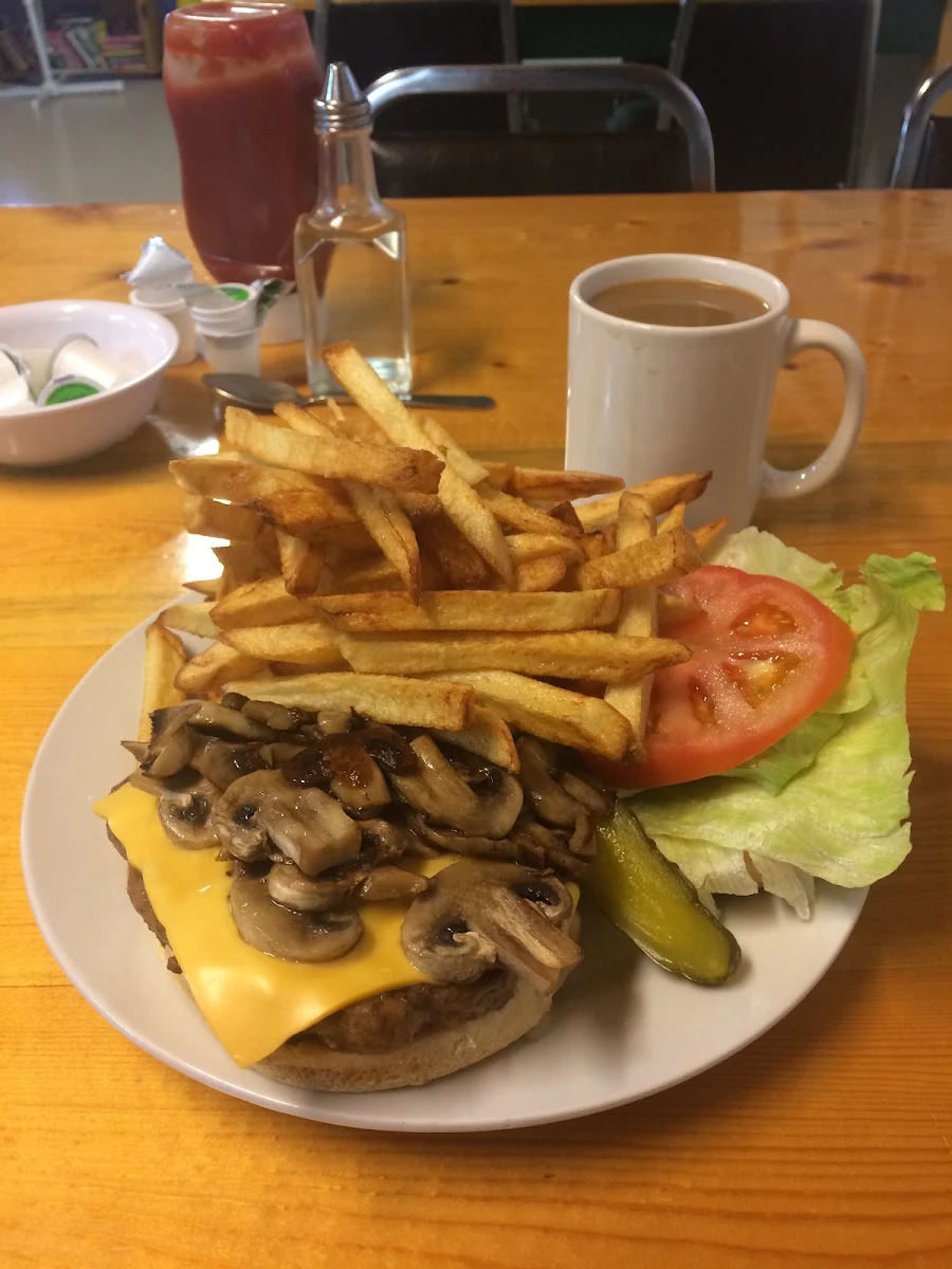 Home Made Fries, Fort Alexandria Cafe & Fruit Stand