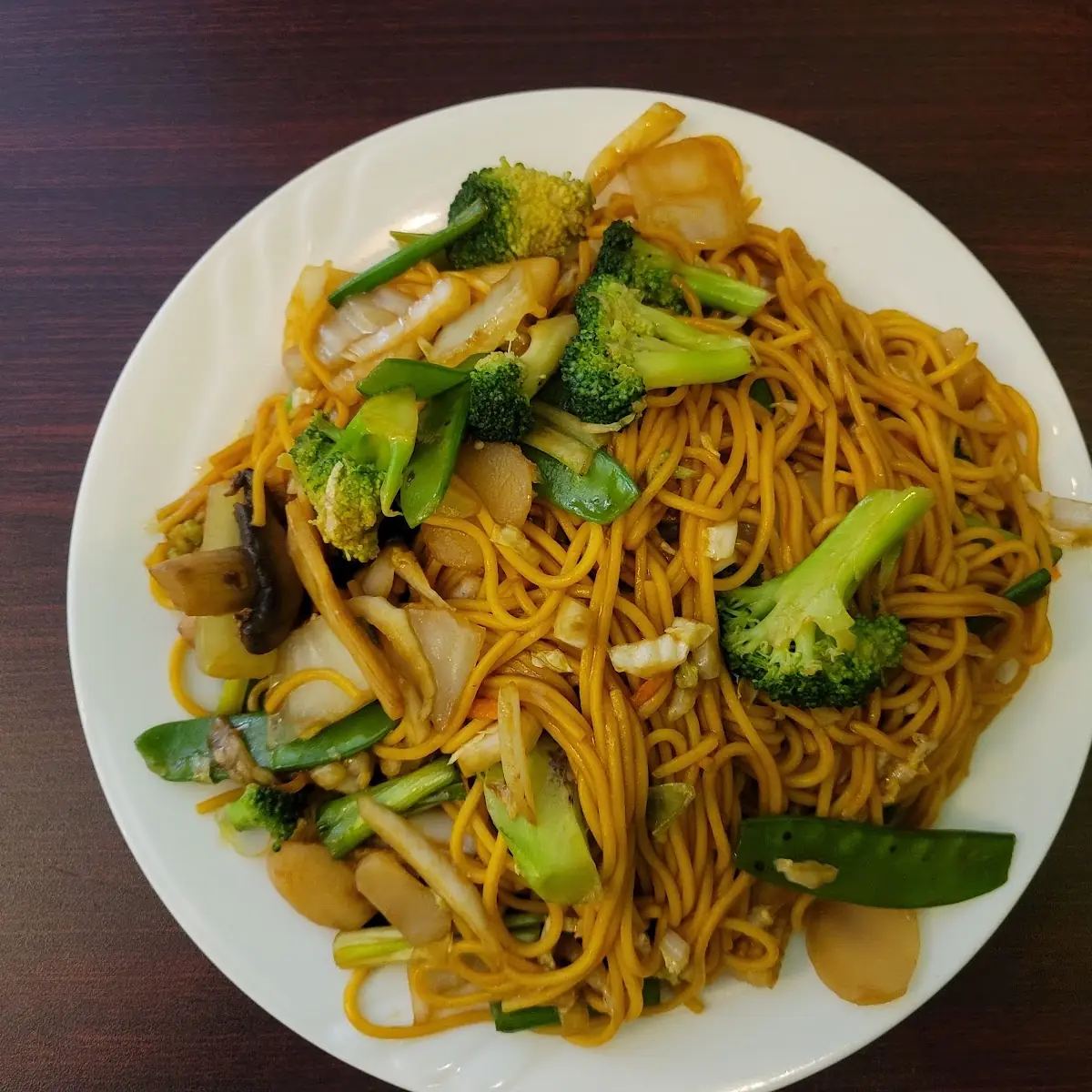 Vegetable Lo Mein Noodles
