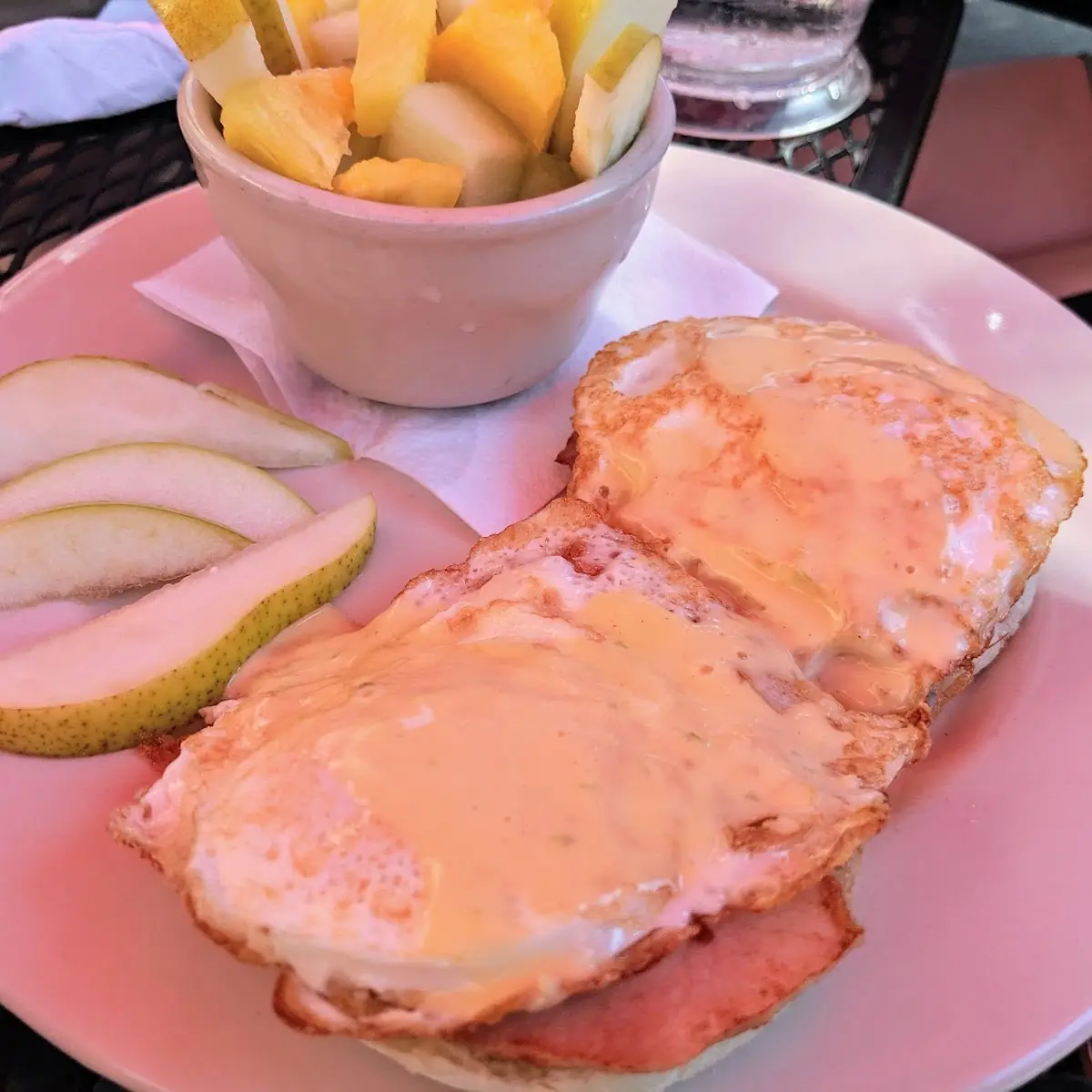 Eggs Benedict