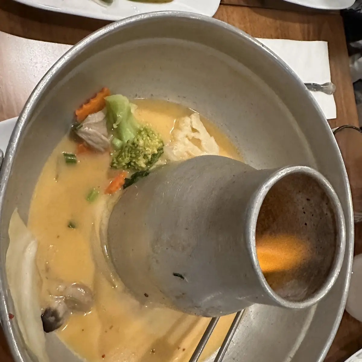 Tom Kha