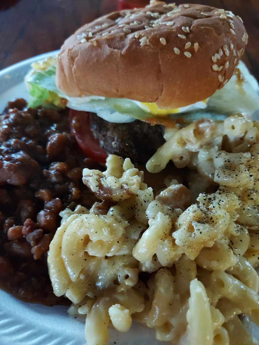 Burger Bake Beans and Mac Cheese