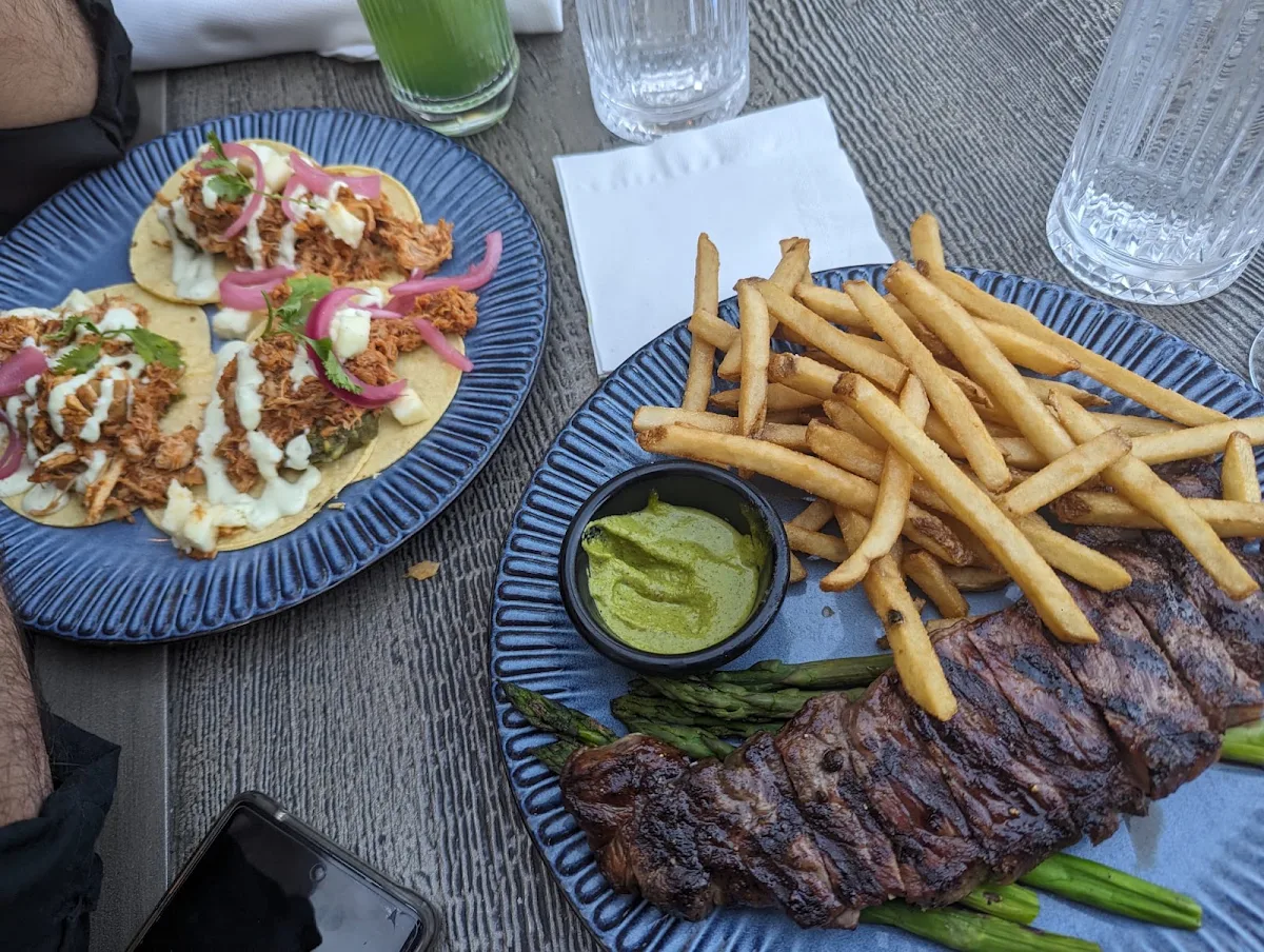 Steak Frites GF DFO, Confederation Lounge & Patio