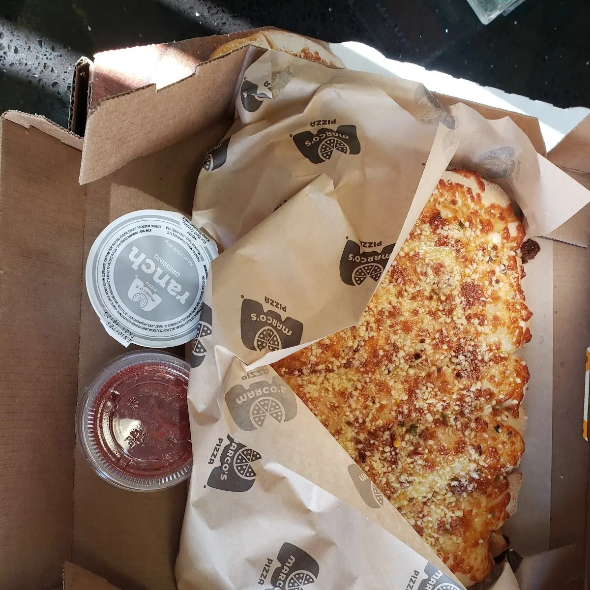 Garlic Bread with Mozzarella Cheese