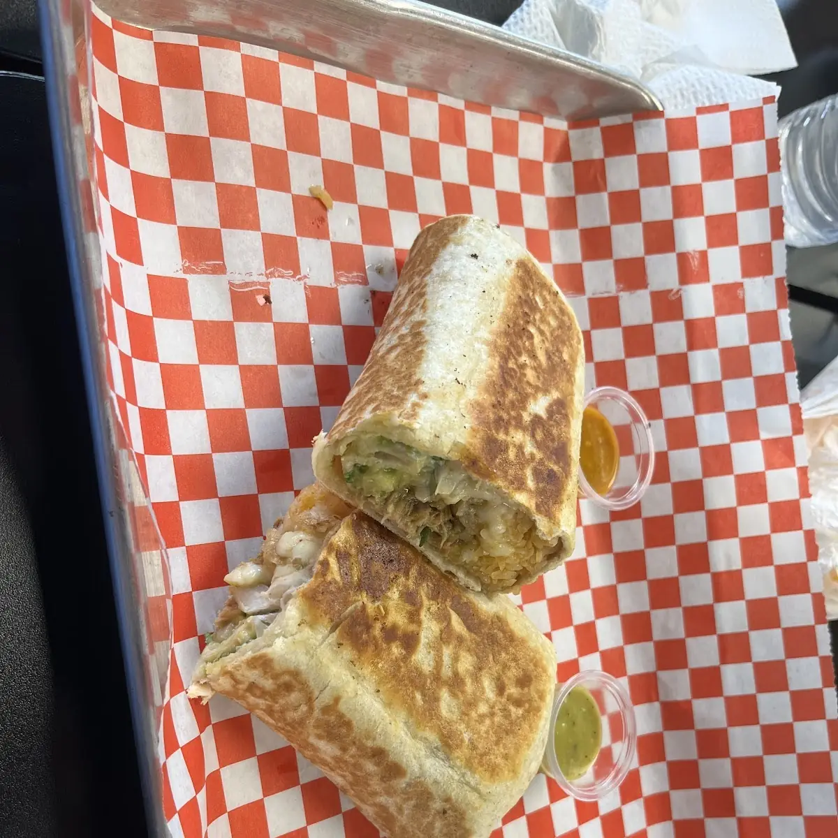 Burrito Chicharron En Salsa Verde