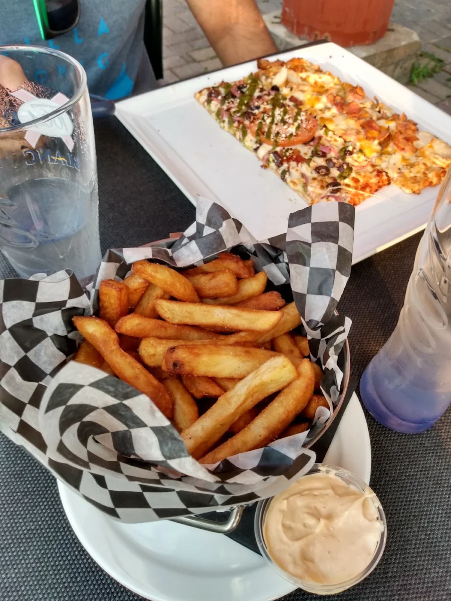 Frites or Fries, Pizzédélic
