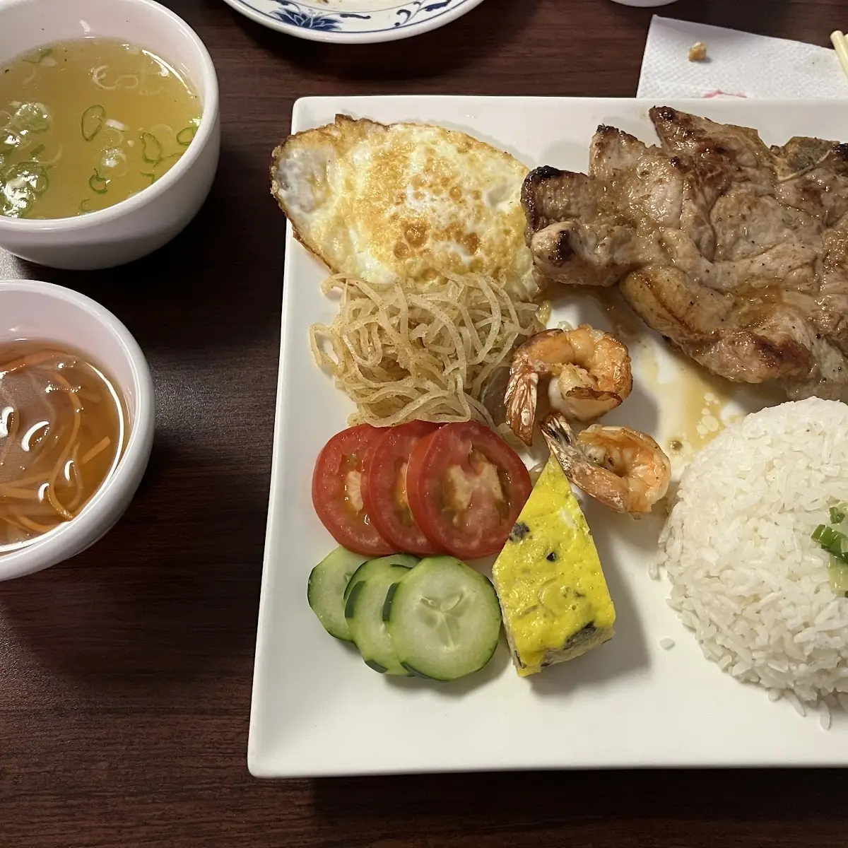 Com DAC Biet Combination Rice Dish