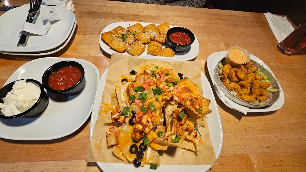 Classic Nachos Starter Size, Boston Pizza