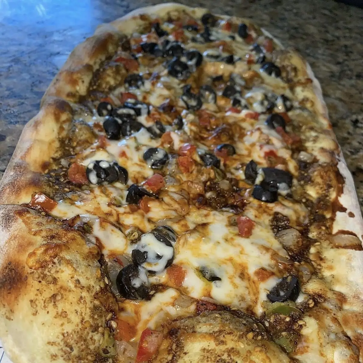Mushroom & B Olive Pizza