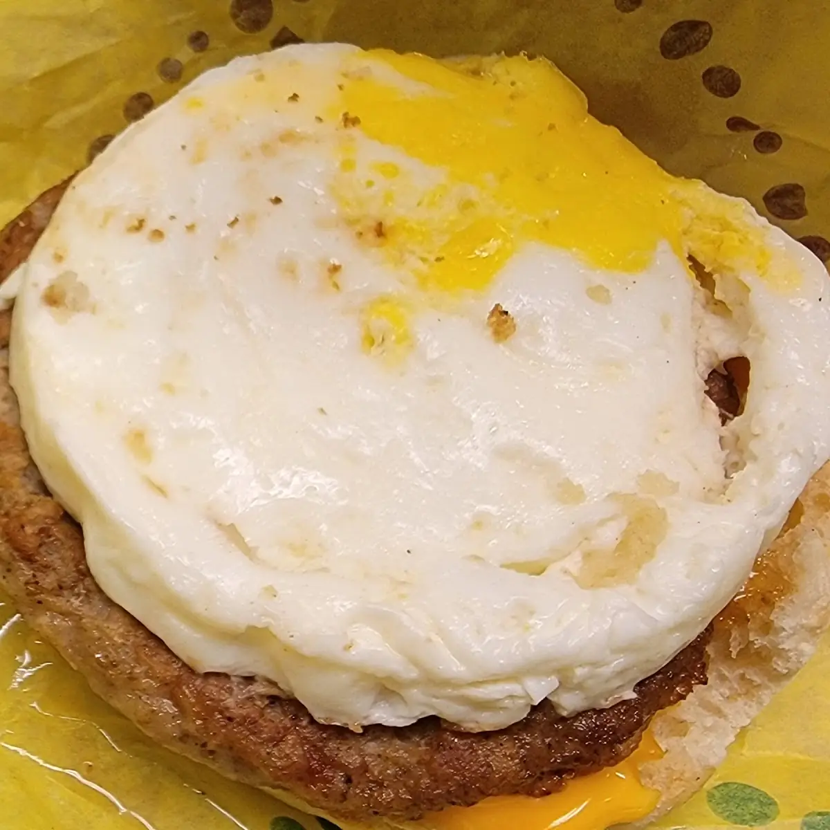 Spicy Saja Mcmuffin with Egg