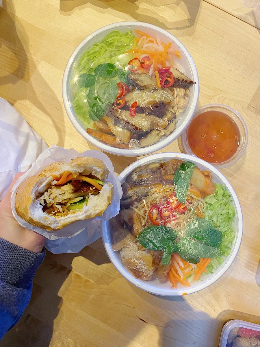Highlights, Tinh Lac Vietnamese Vegetarian Restaurant
