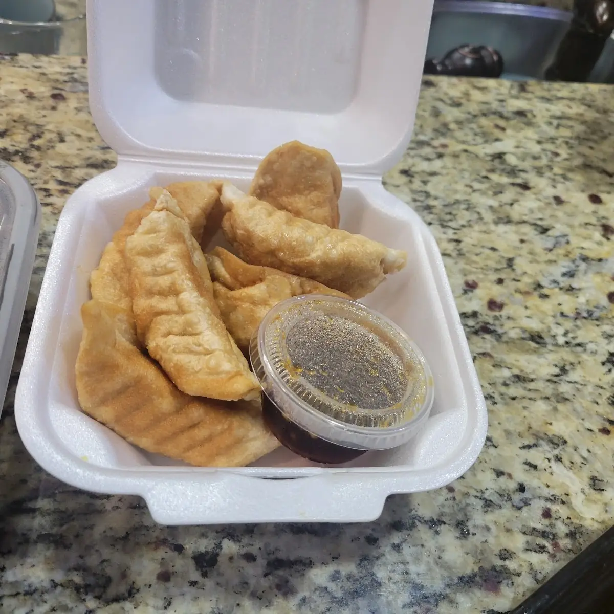 Pot Stickers Fried Dumplings 6 pcs