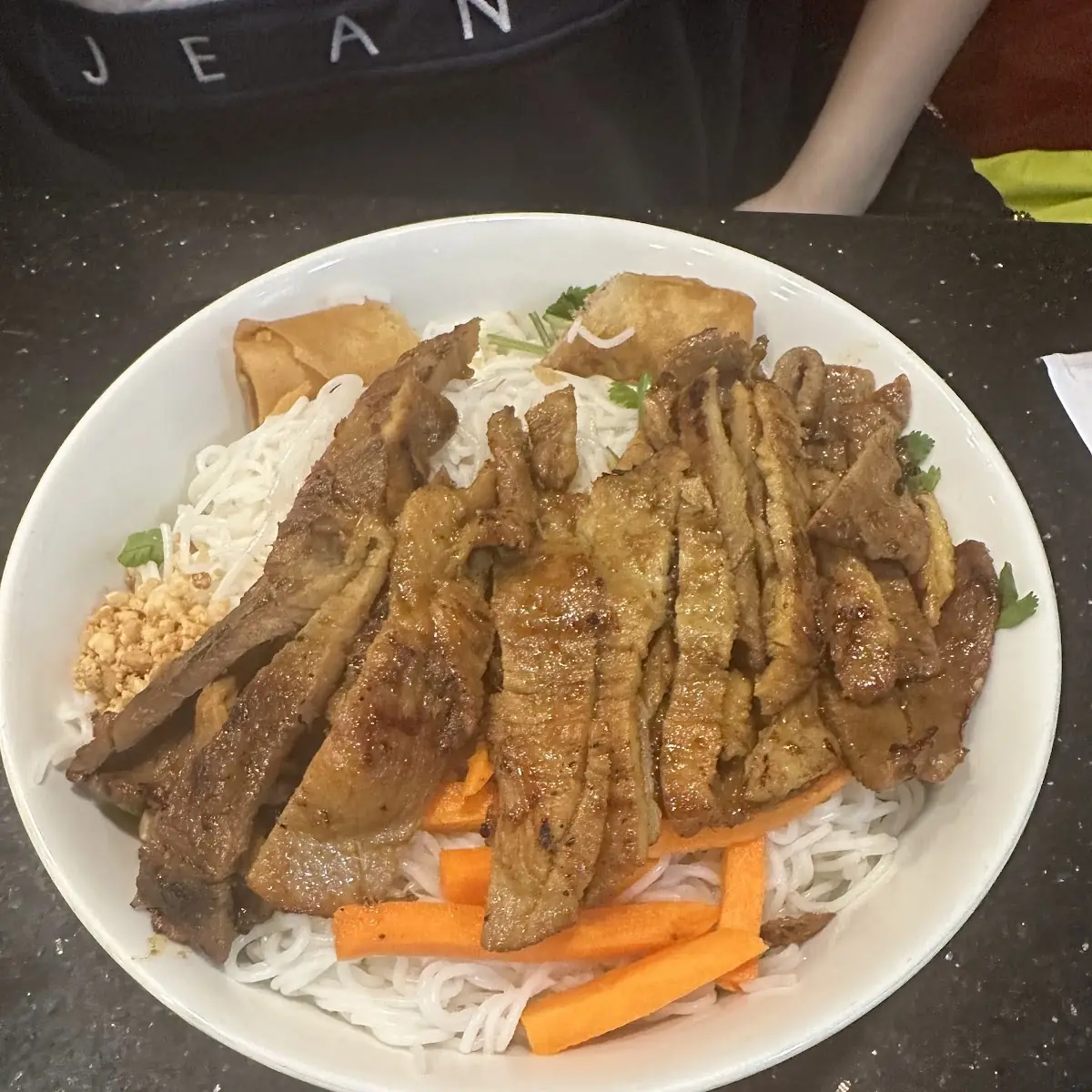 S9. Spicy Round Steak Rice Noodle Soup