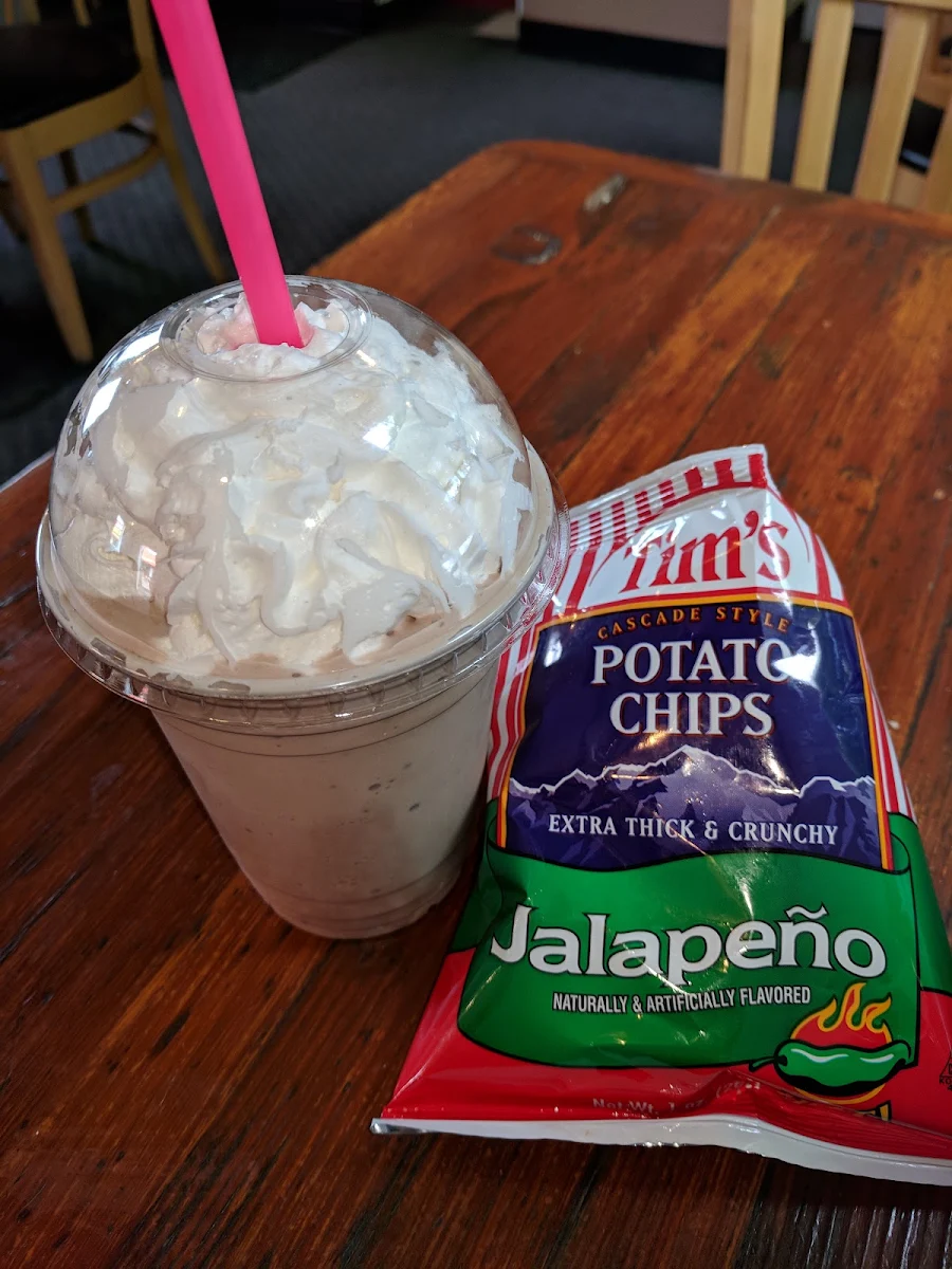16oz Chocolate Malt and Chips