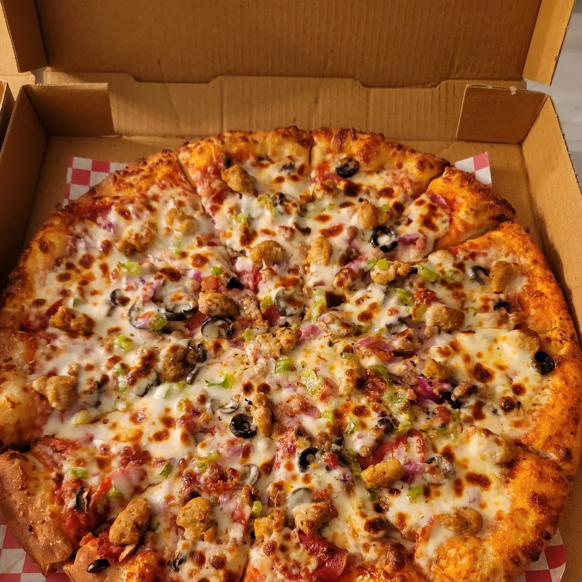 Large Supreme Pizza